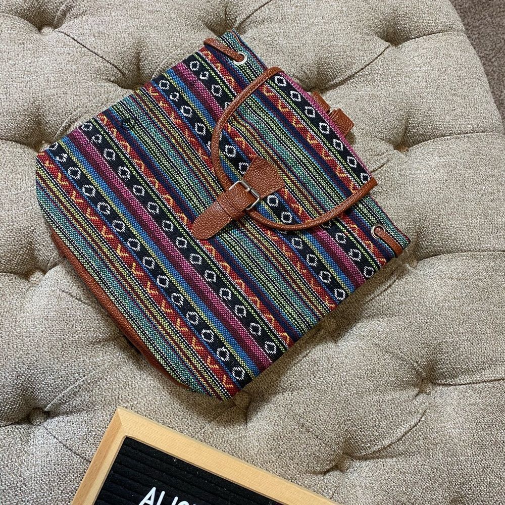 Tribal Backpack‎ - Picture 8 of 13